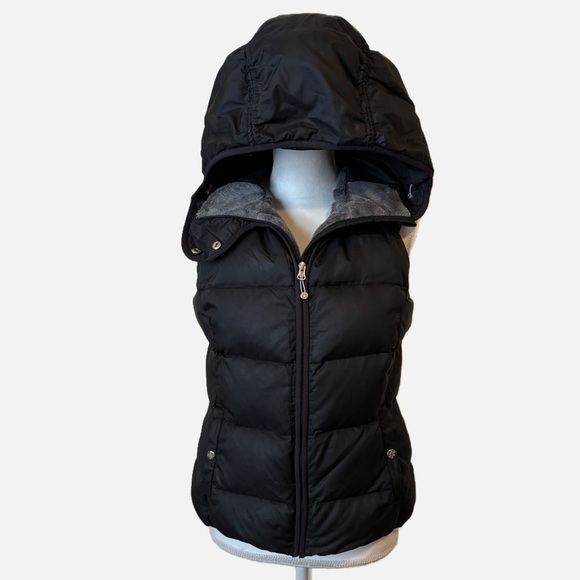 Eddie Bauer 650 Fill Power Goose Down
Puffer Vest Black Women’s Medium - Picture 14 of 14